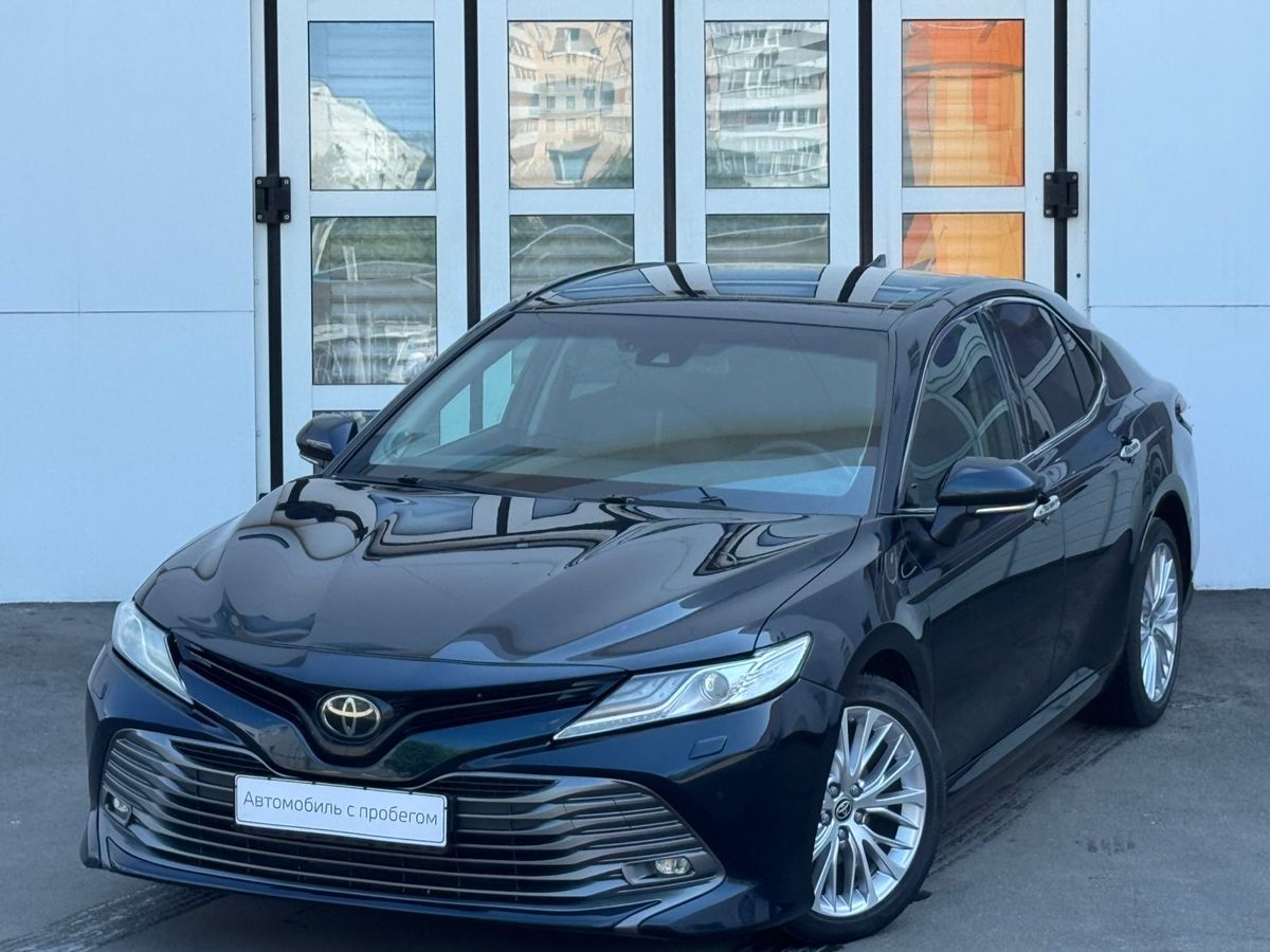 Купить авто с пробегом Toyota Camry 2.5 AT (181 л.с.) в БалтАвтоТрейд-М