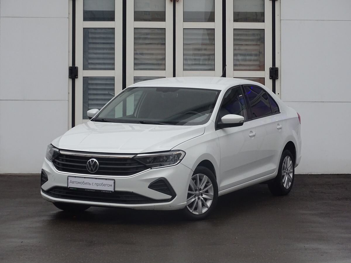 Volkswagen Polo 1.6 AT (110 л.с.)