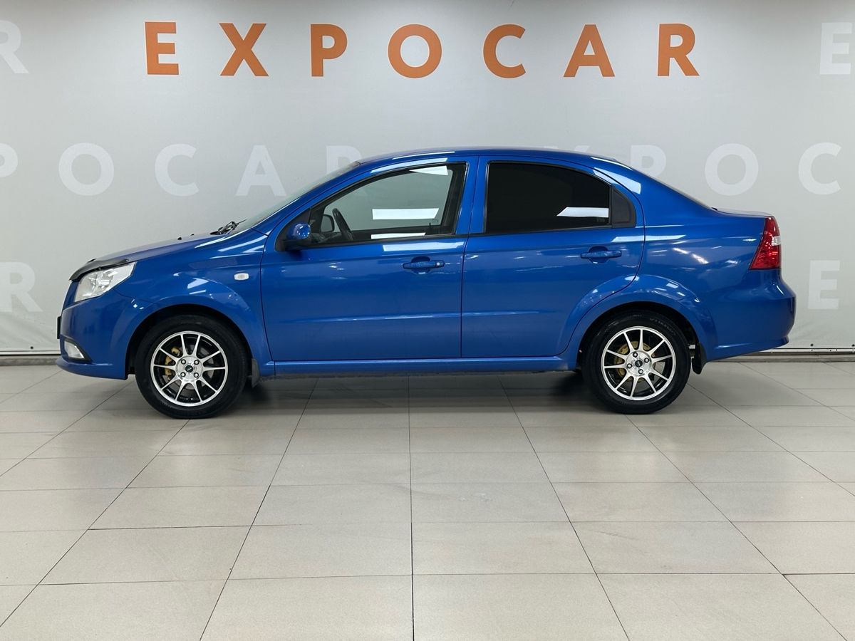 car-image