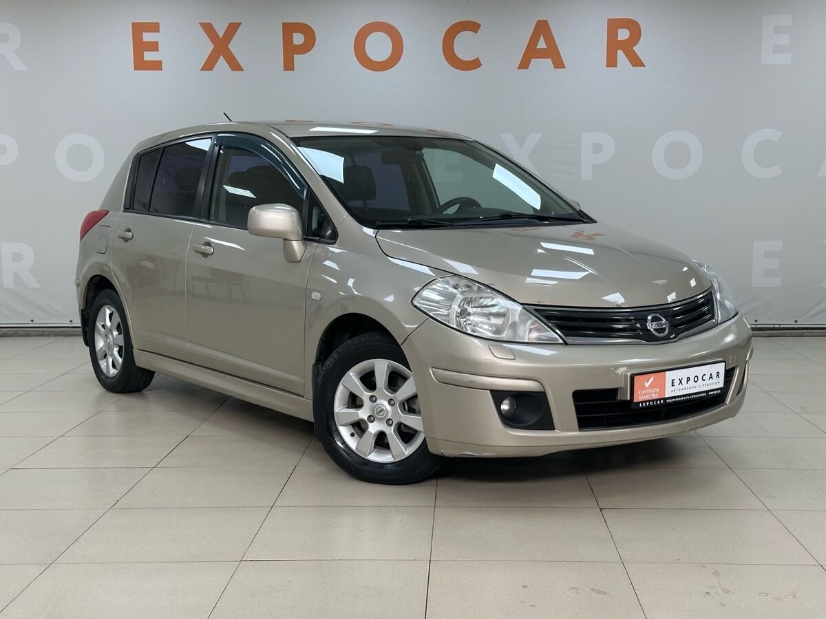 car-image