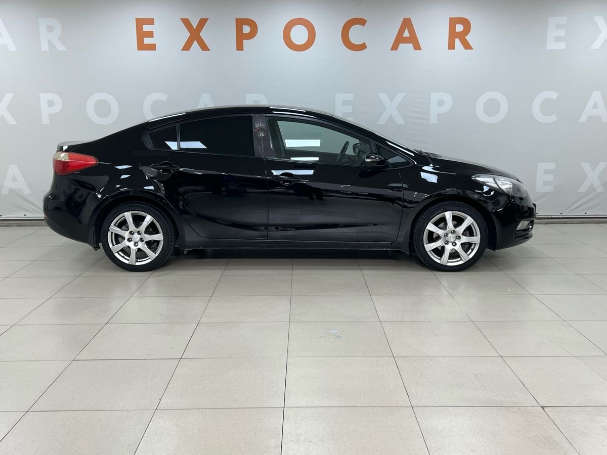 car-image