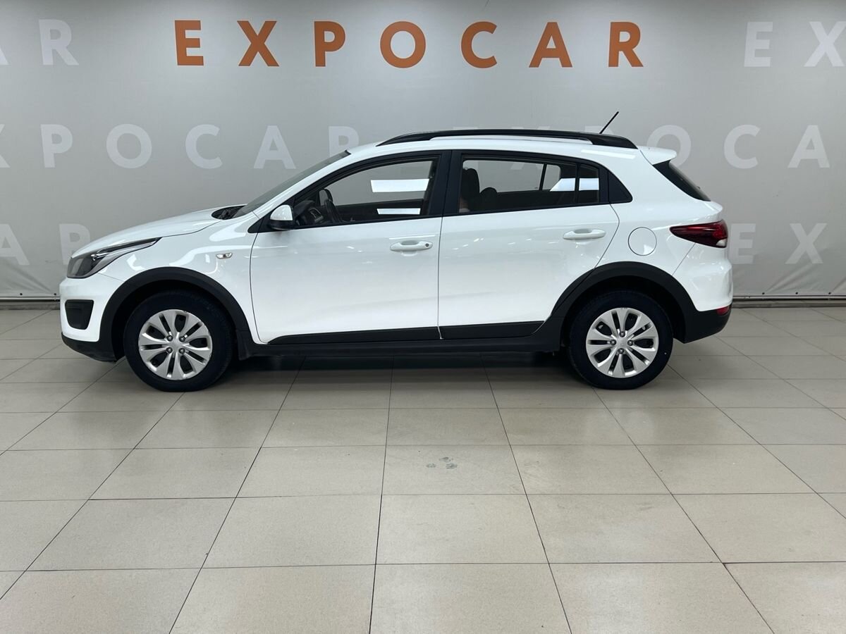car-image