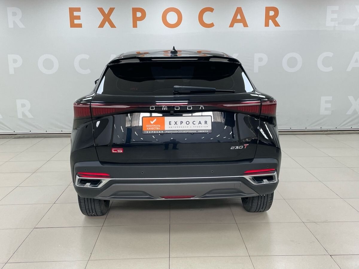 car-image