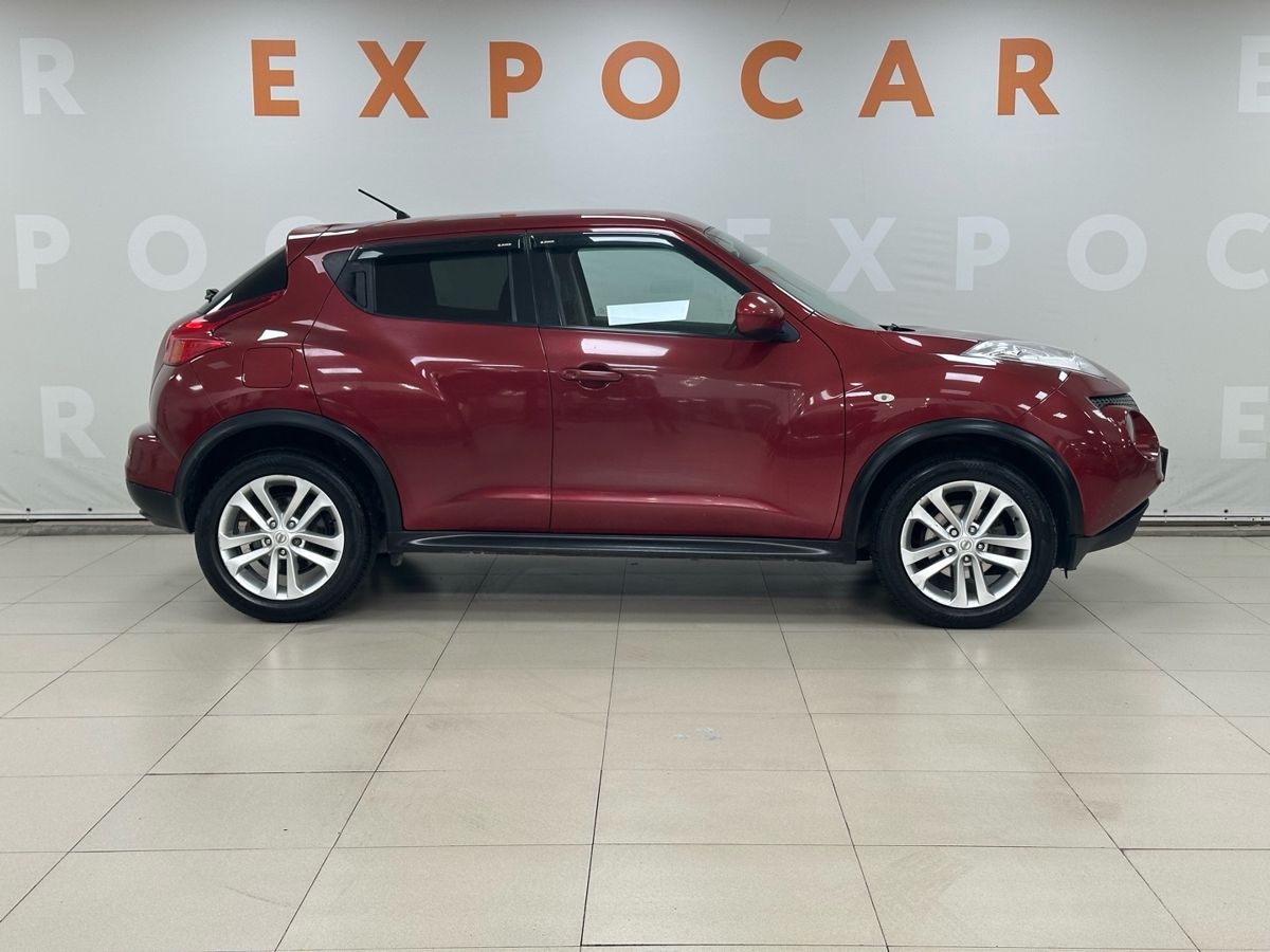 car-image