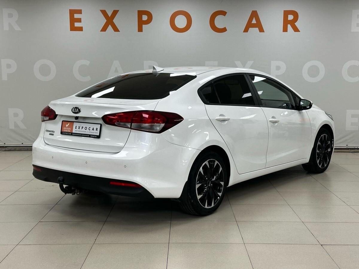 car-image