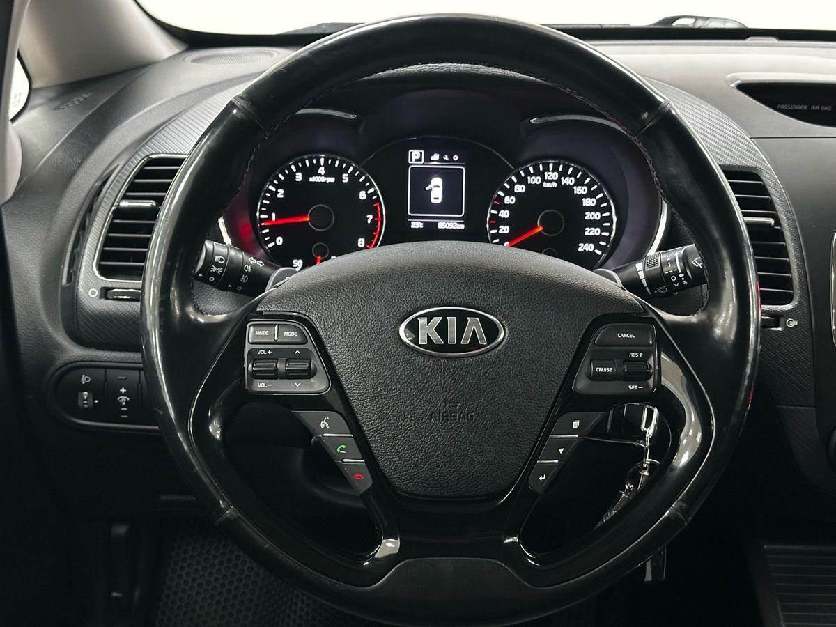 car-image
