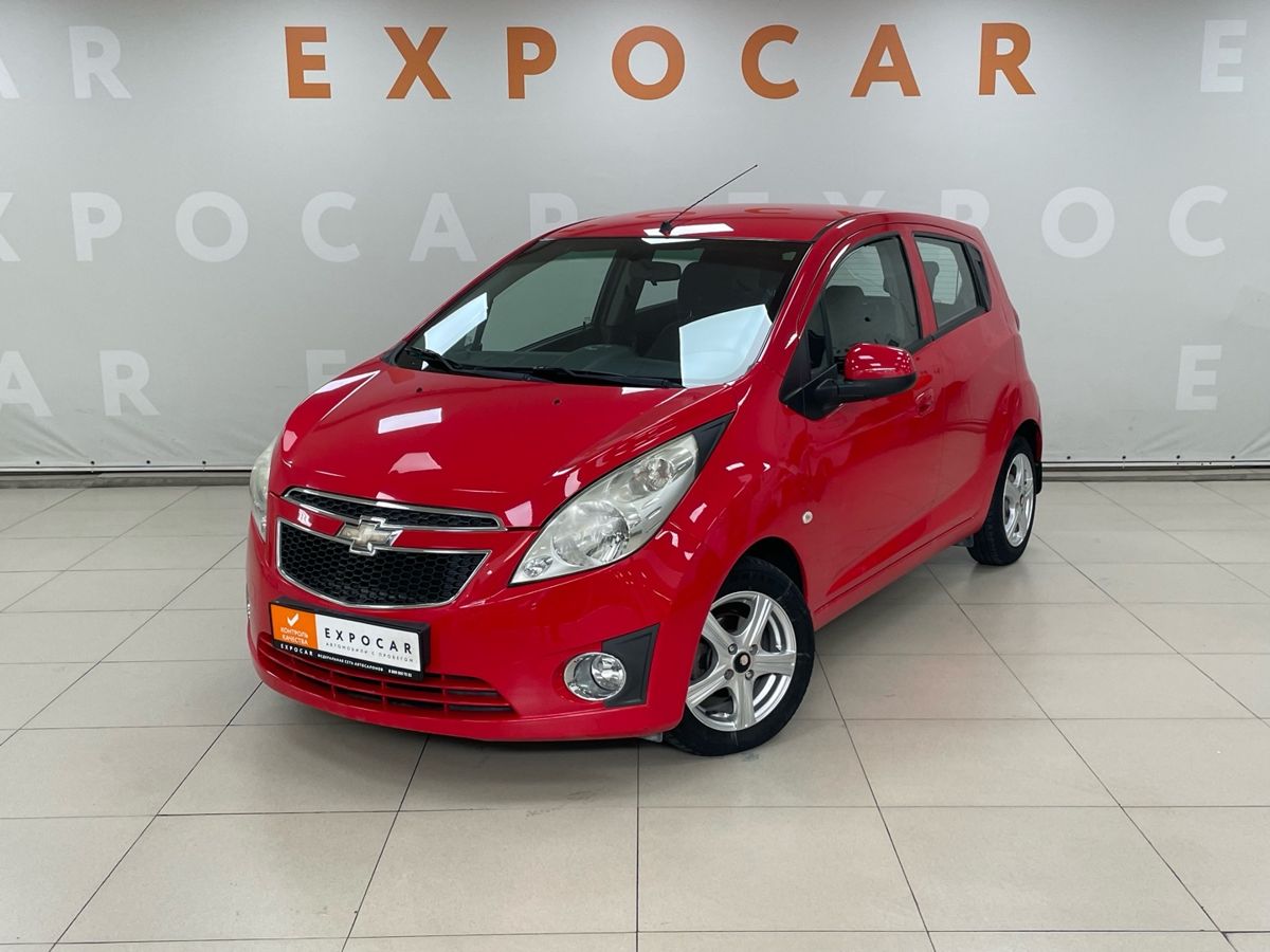 car-image