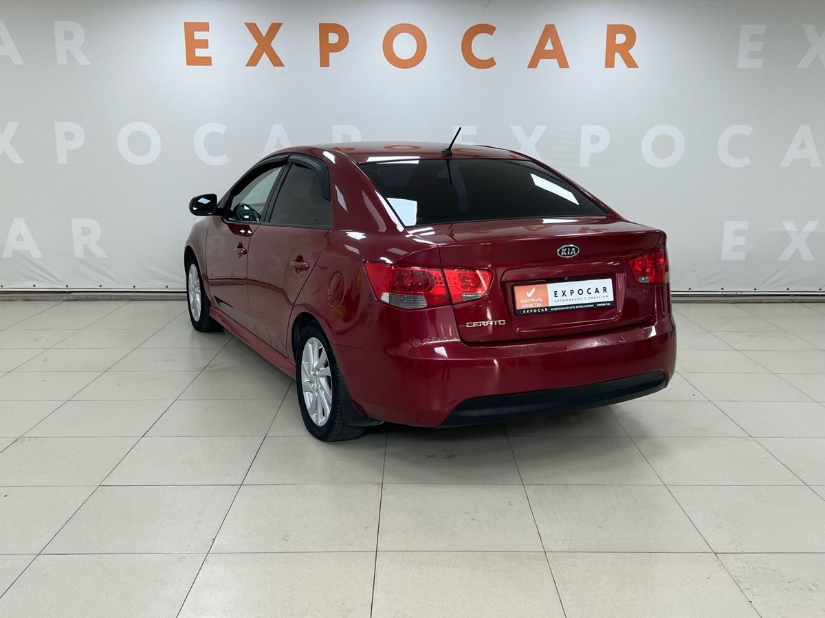 car-image