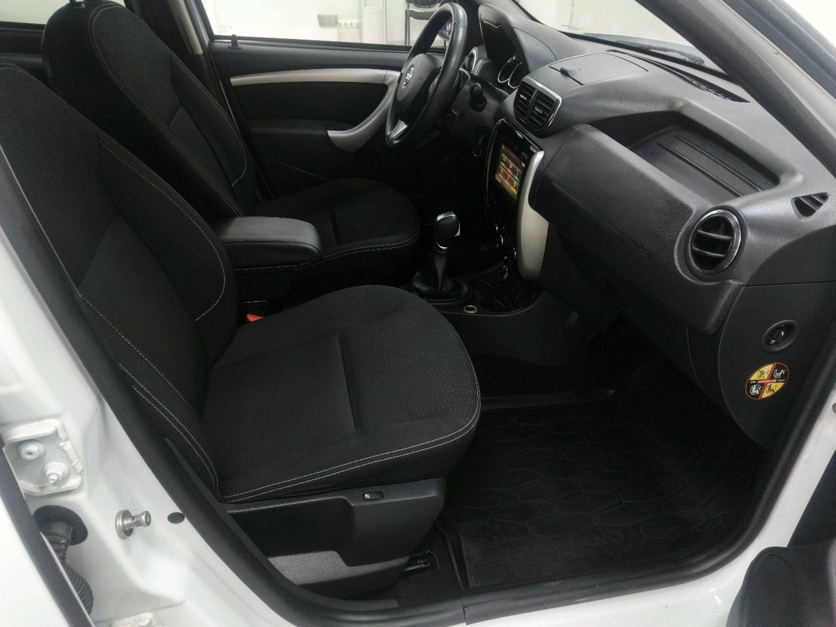car-image