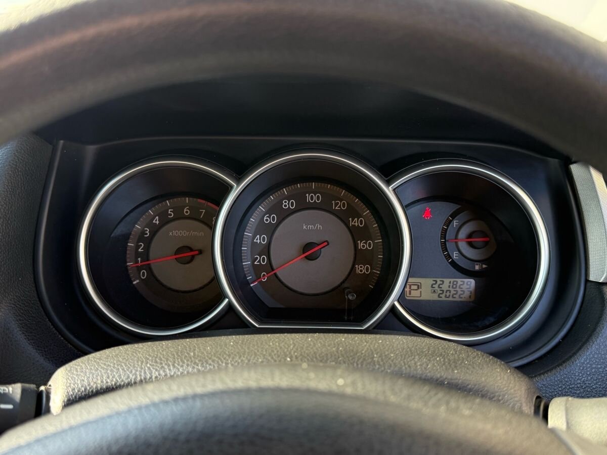 car-image