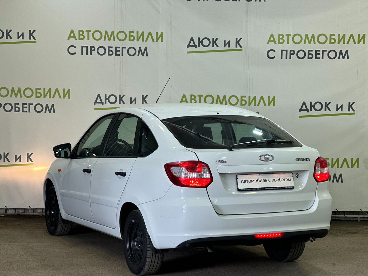 Витрина автомобилей с пробегом - Автоцентр Дюк и К - дилер LADA в г.  Кемерово