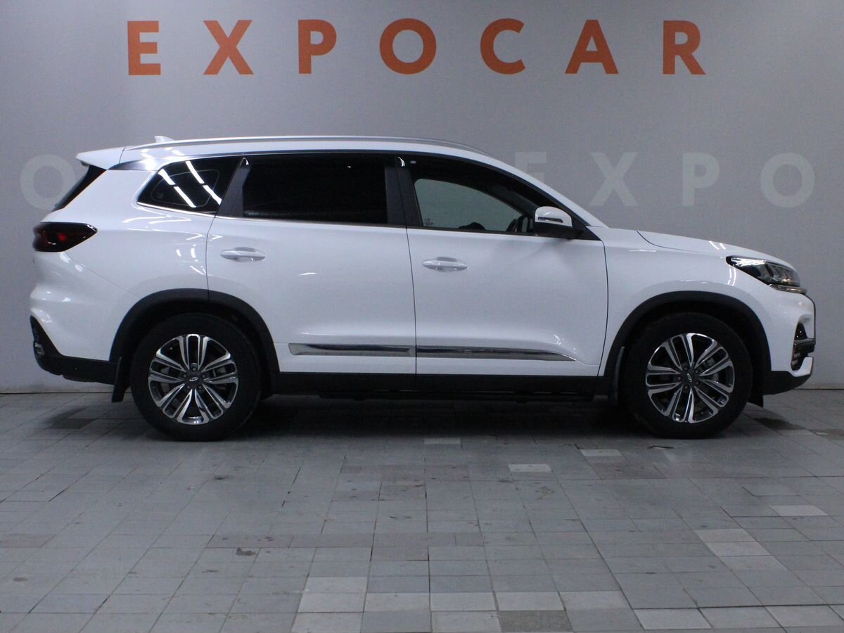 car-image