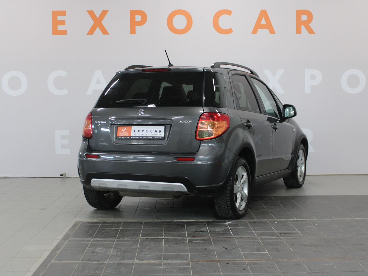 car-image