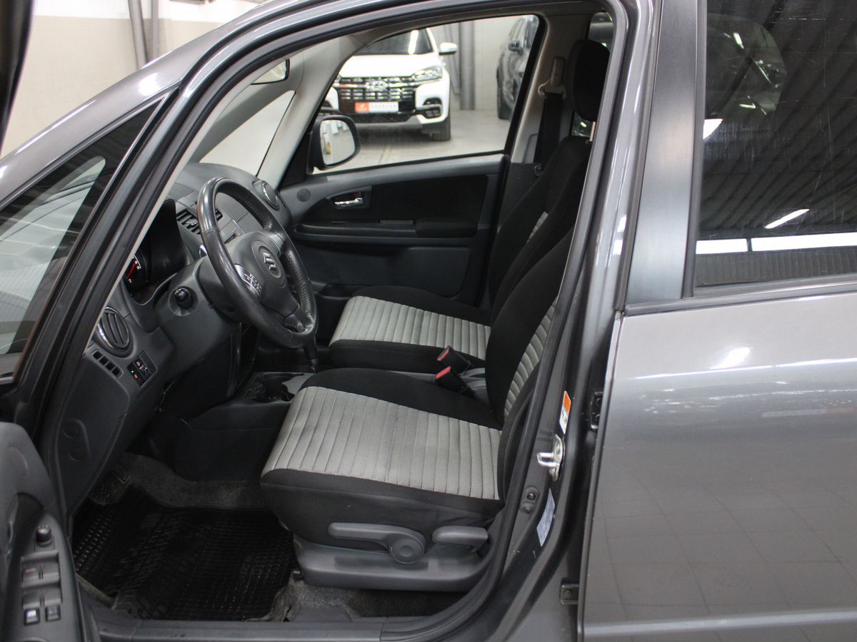 car-image