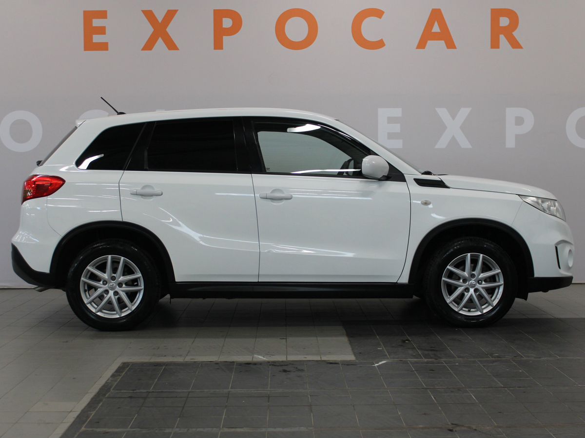 car-image