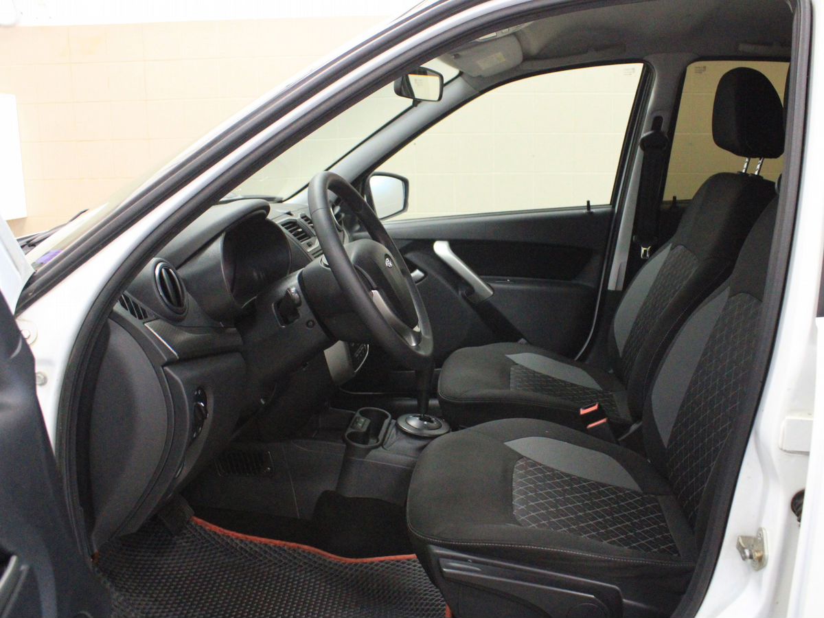 car-image