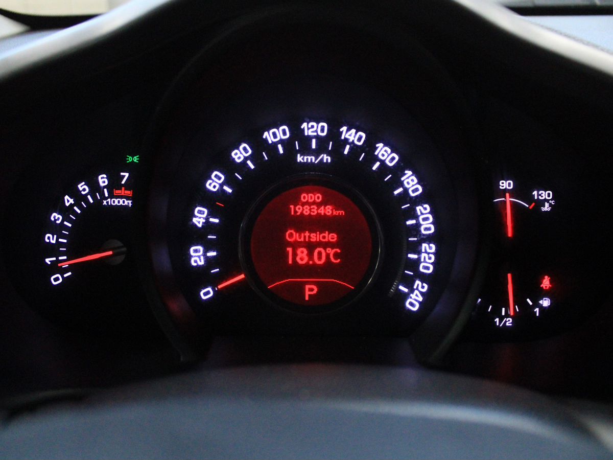 car-image