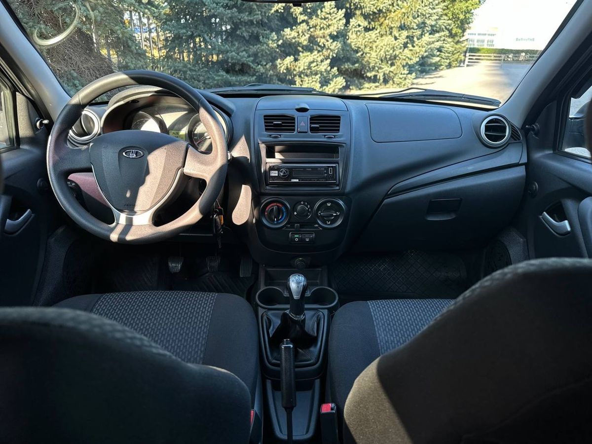 car-image