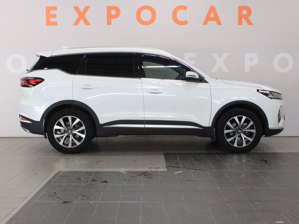 car-image