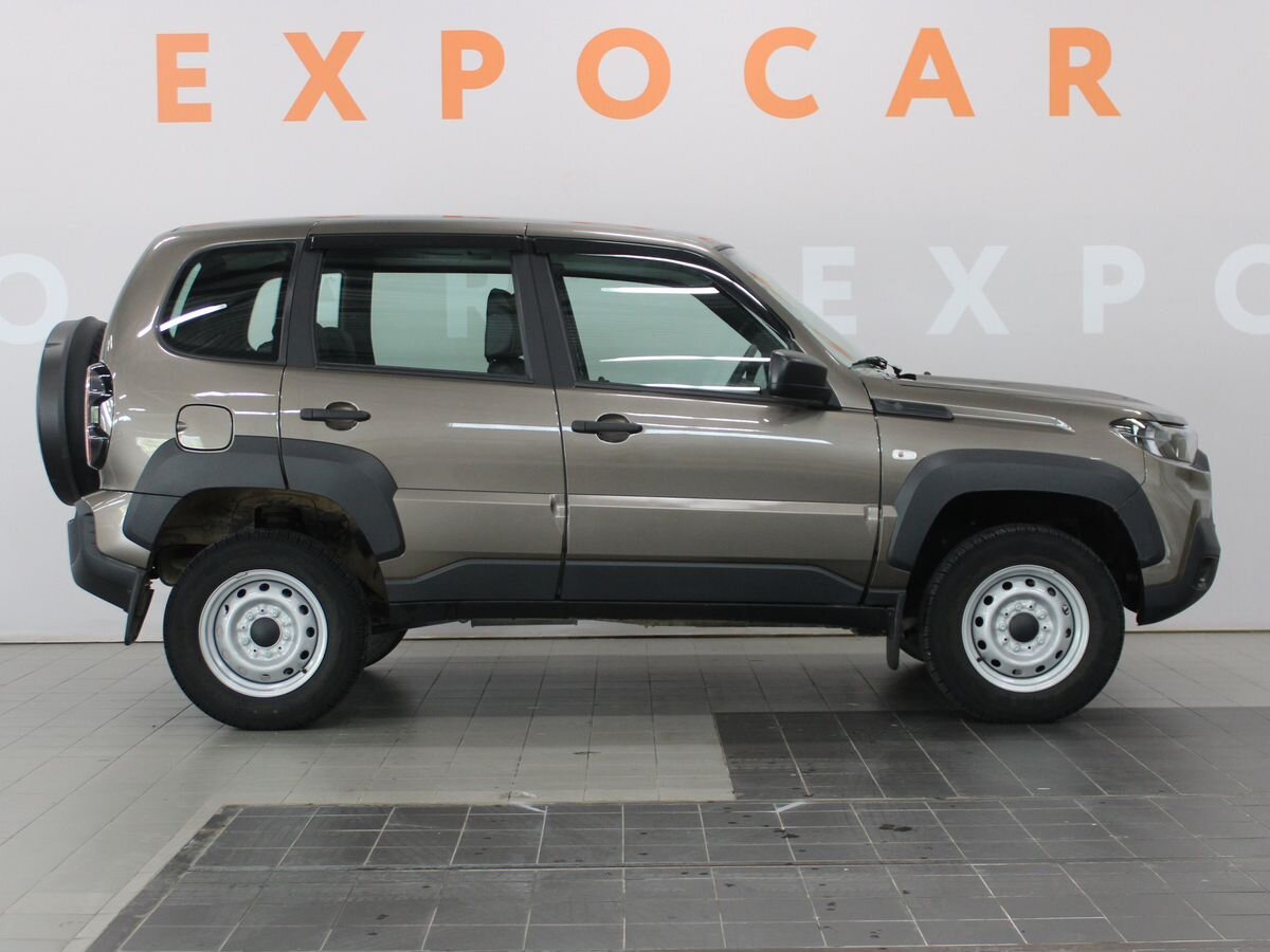 car-image