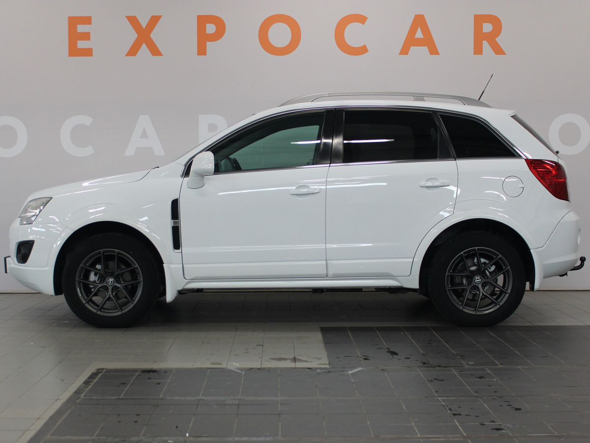 car-image