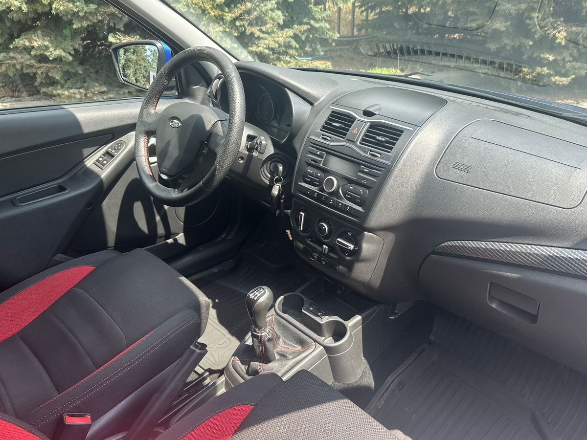 car-image