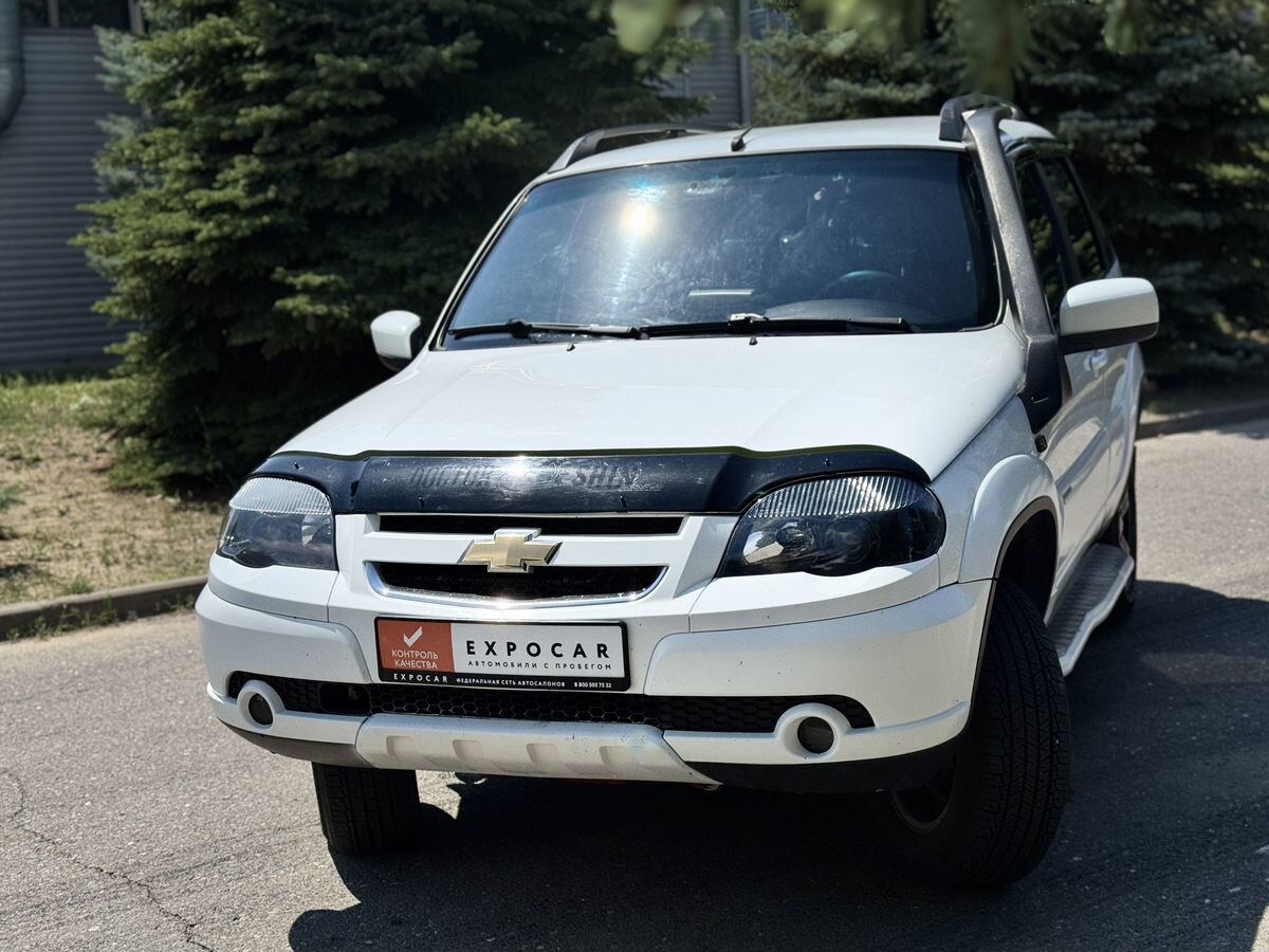 car-image