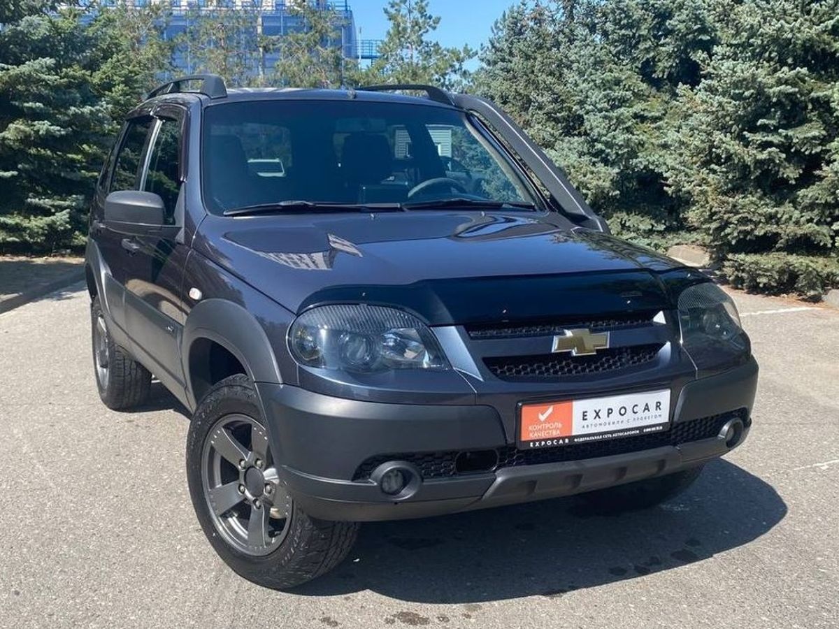 car-image