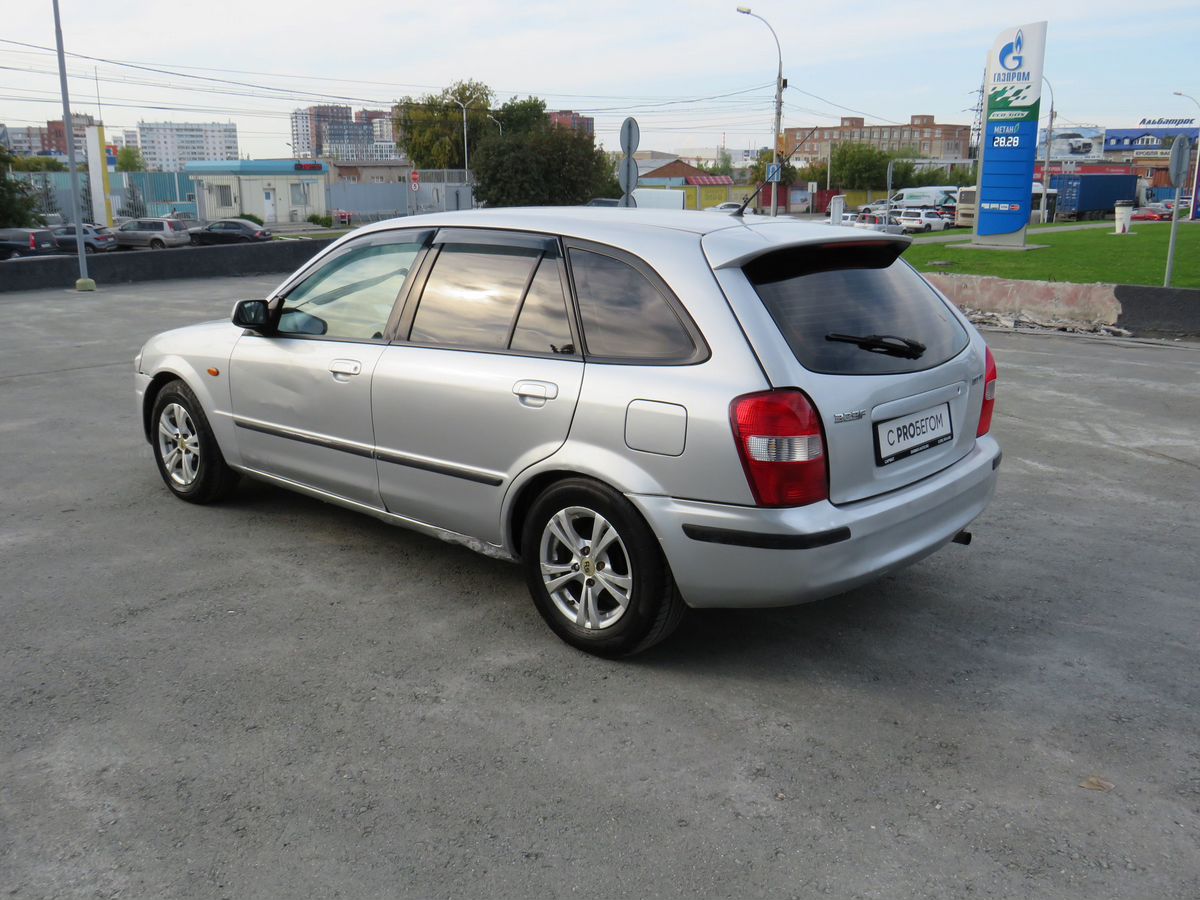 Mazda 323