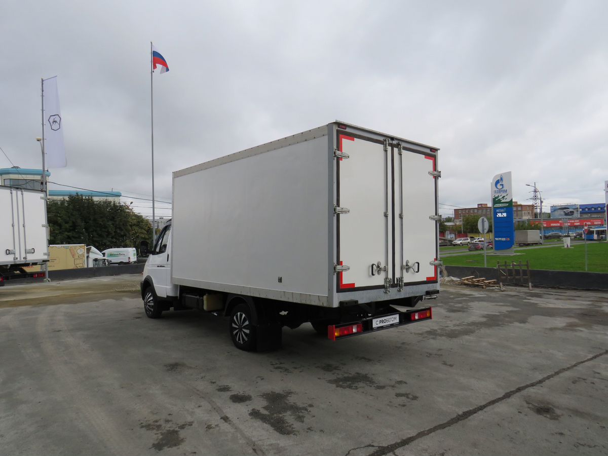ГАЗ ГАЗель (3302)