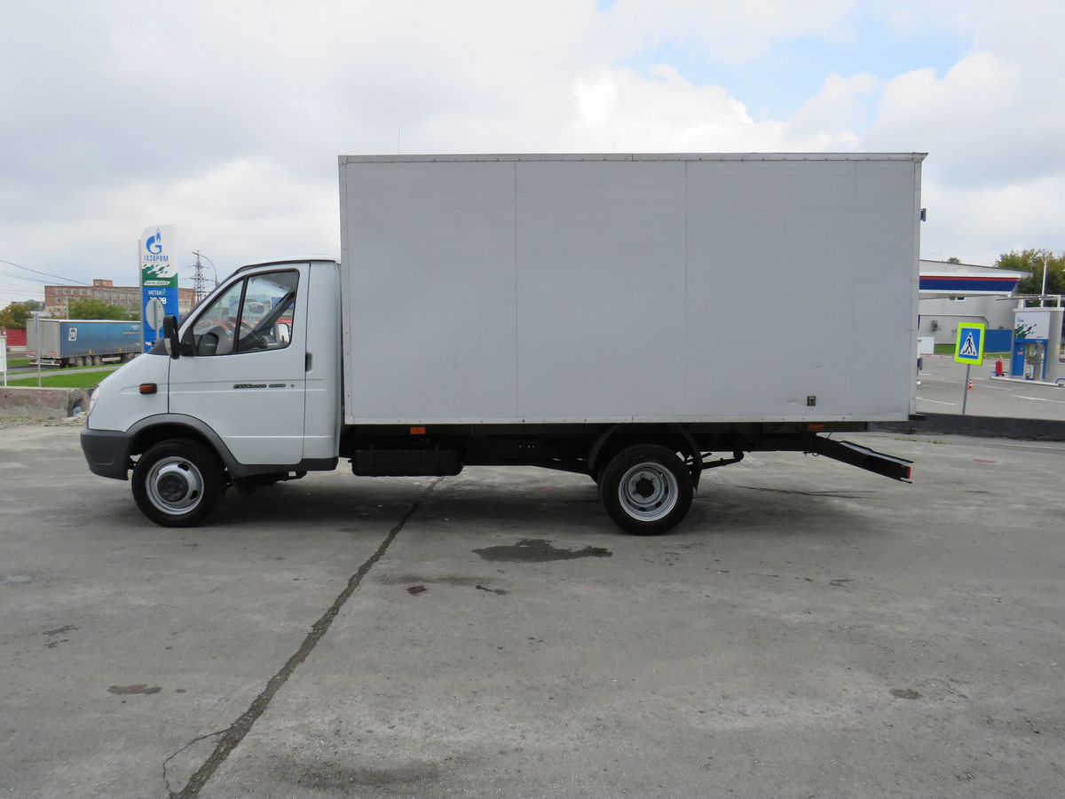 ГАЗ ГАЗель (3302)