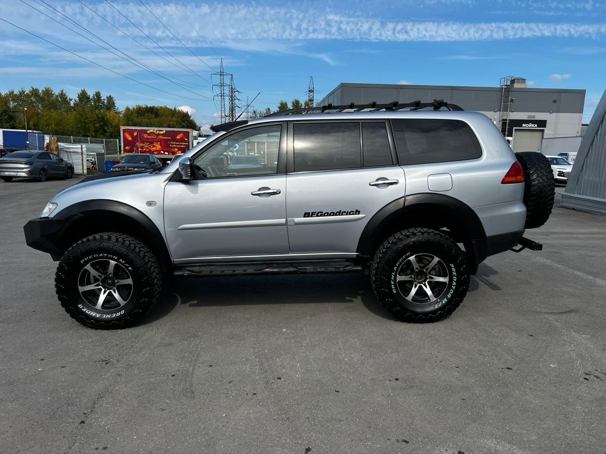 Mitsubishi Pajero Sport