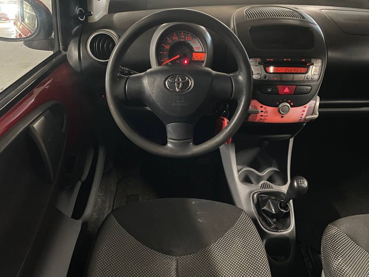 car-image