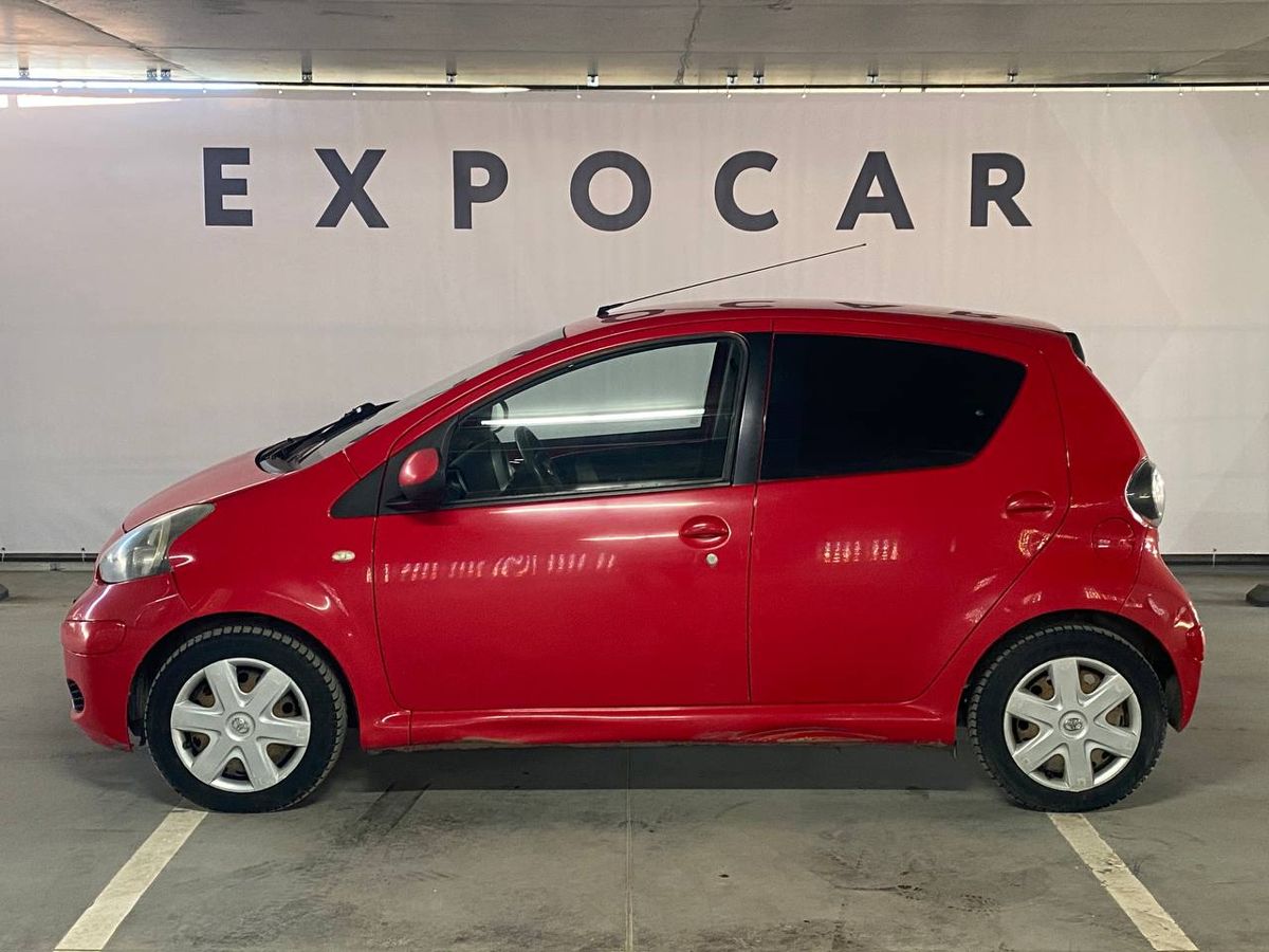 car-image