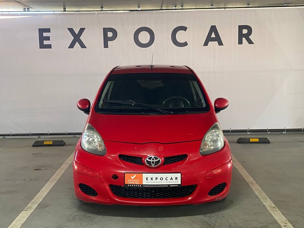 car-image