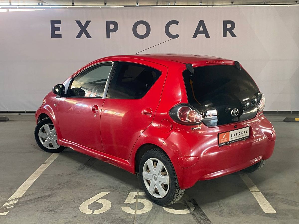 car-image