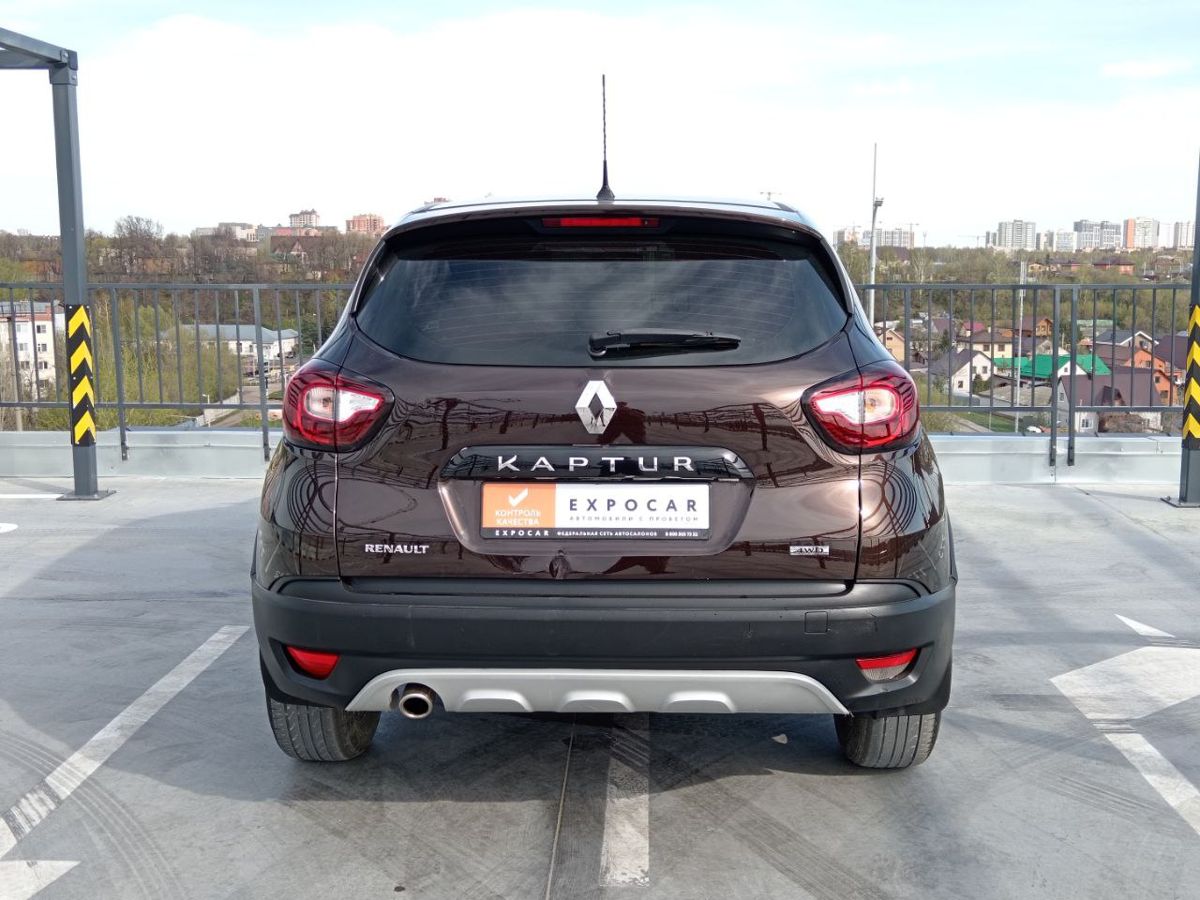 car-image