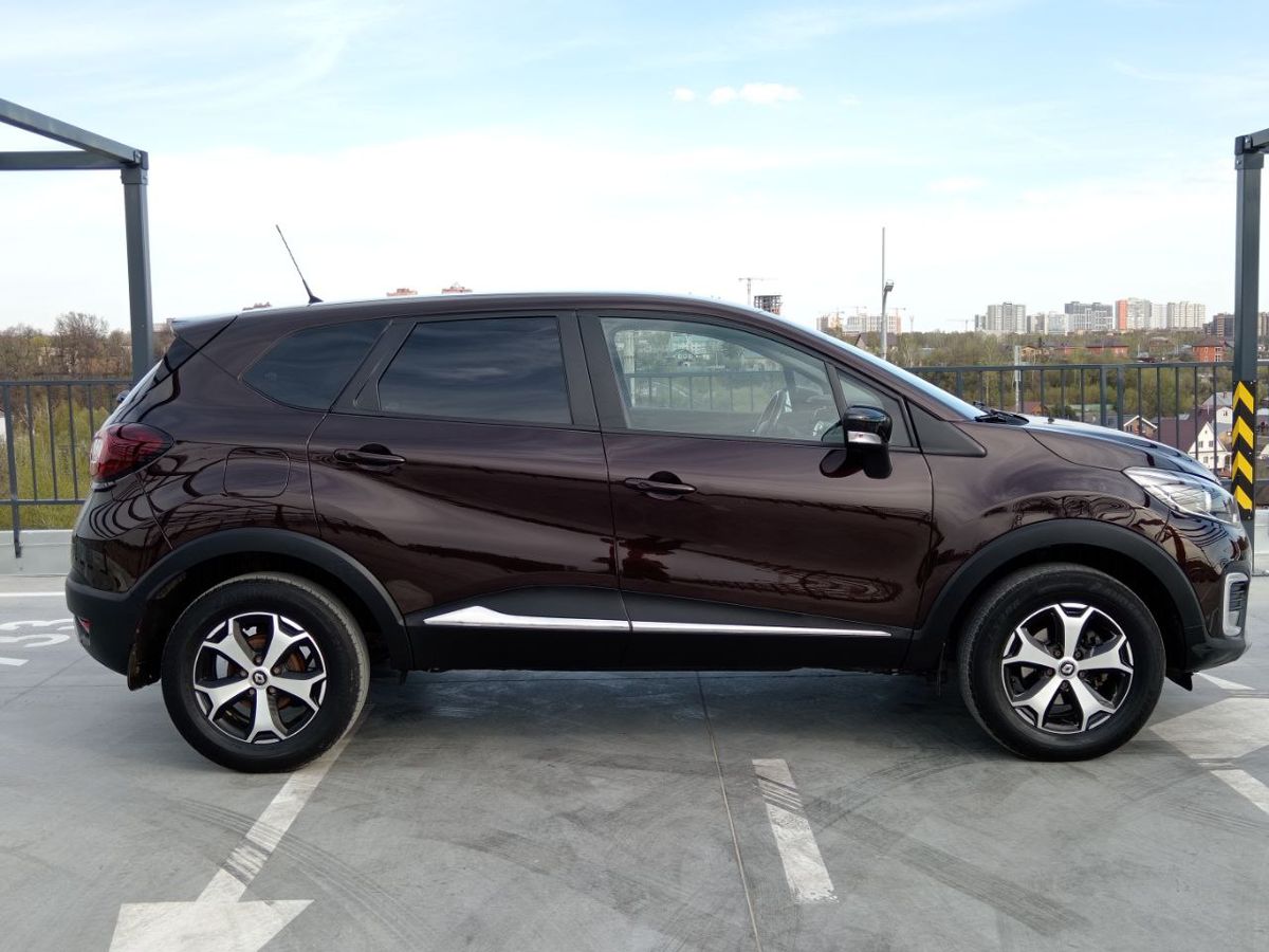 car-image