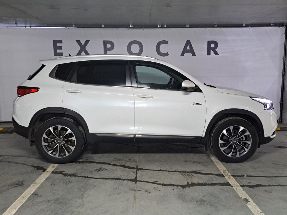 car-image