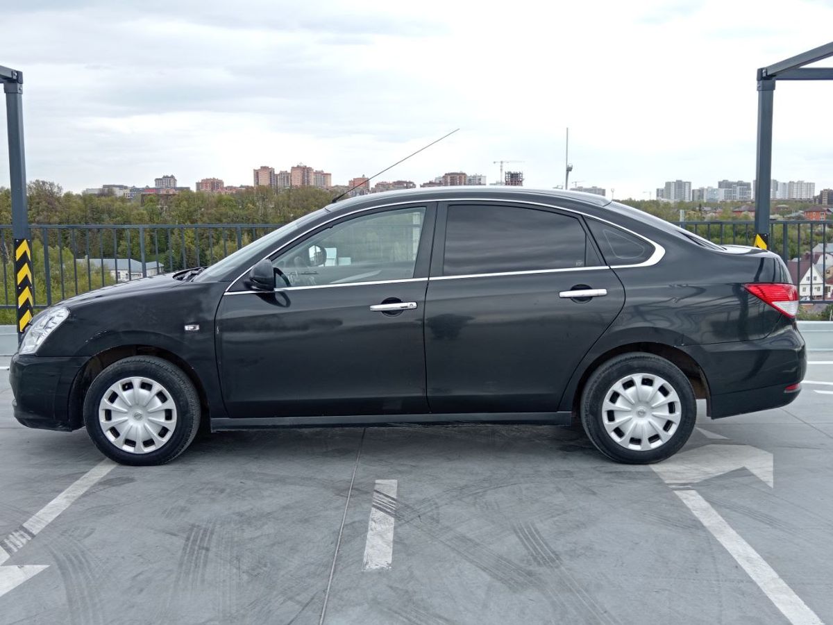car-image