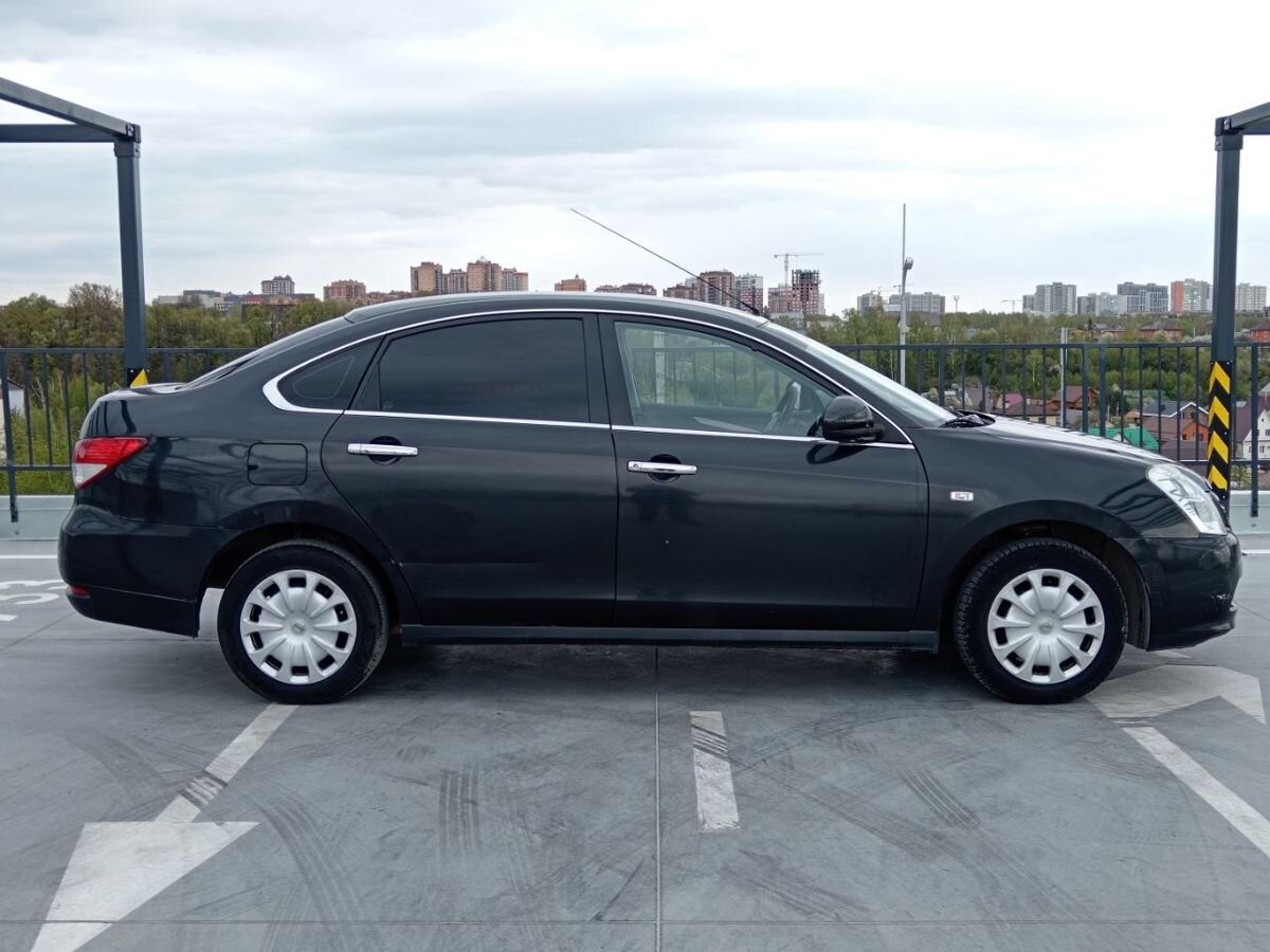 car-image