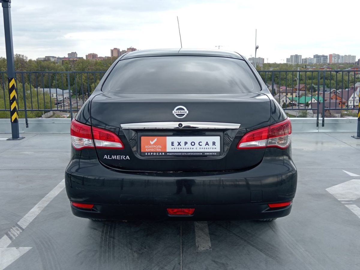 car-image