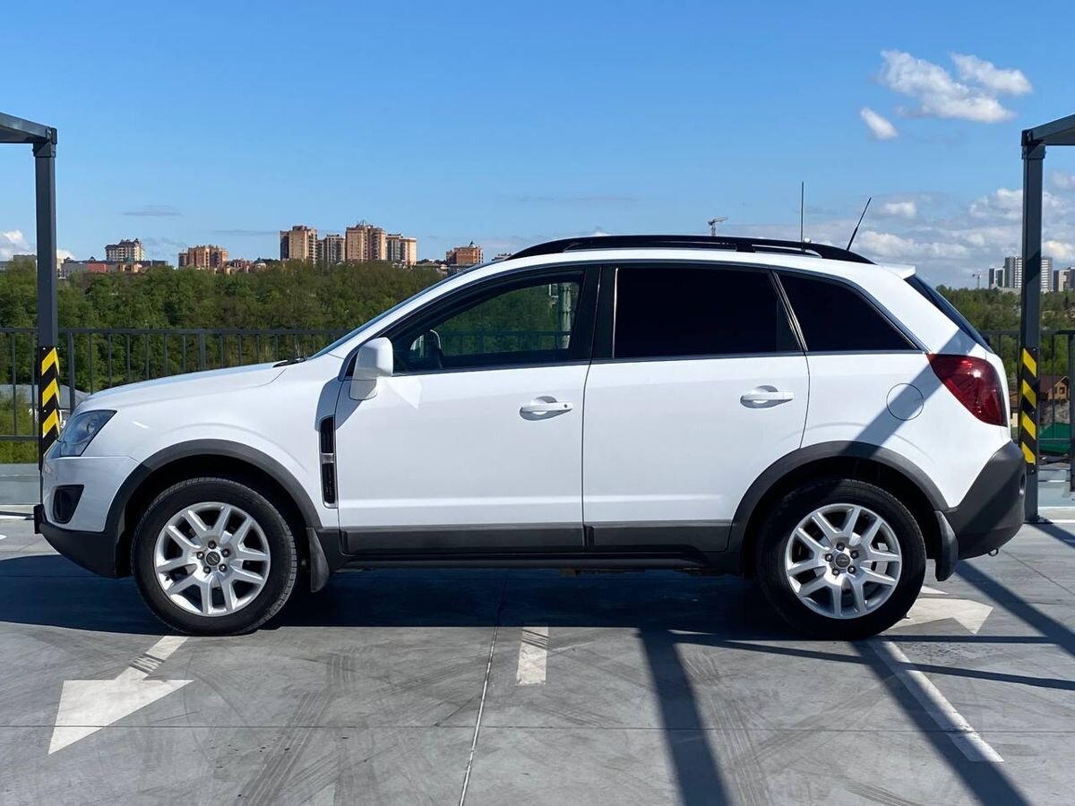 car-image