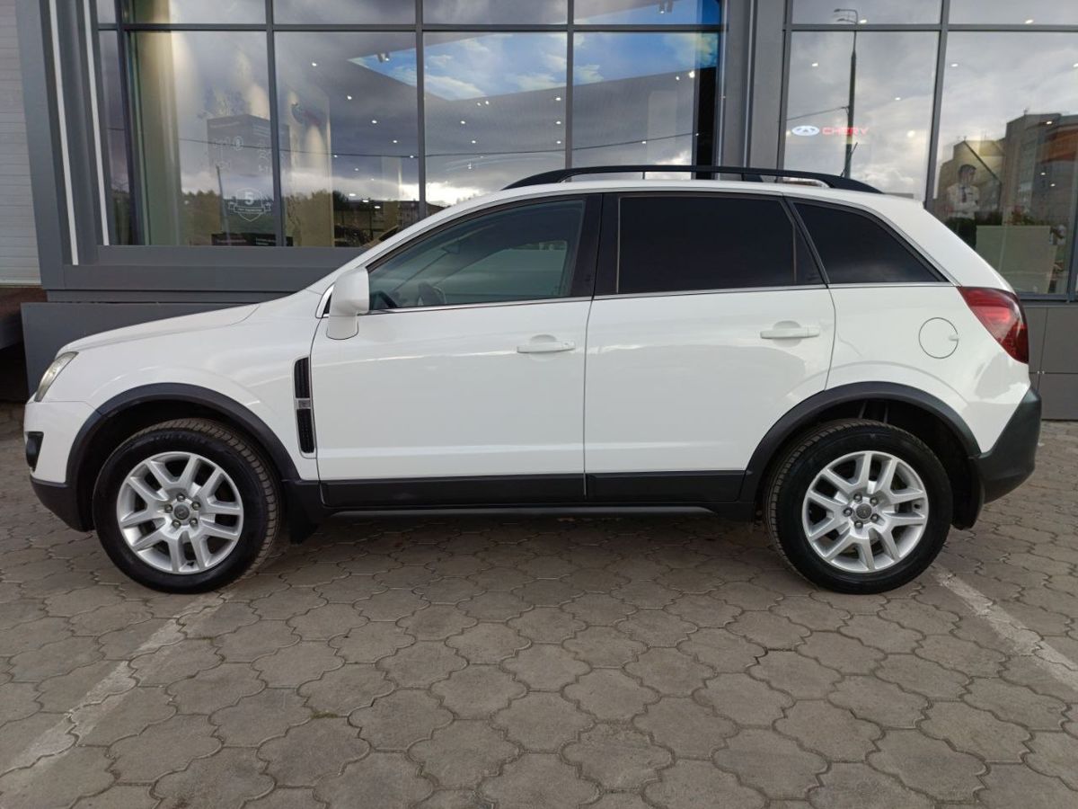 car-image