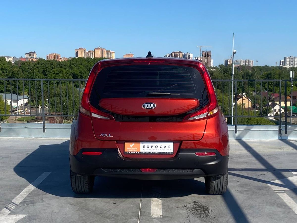 car-image
