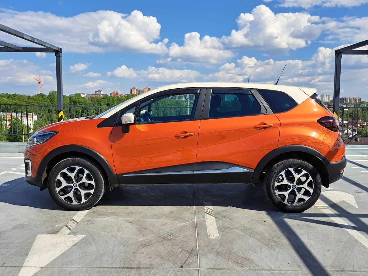 car-image