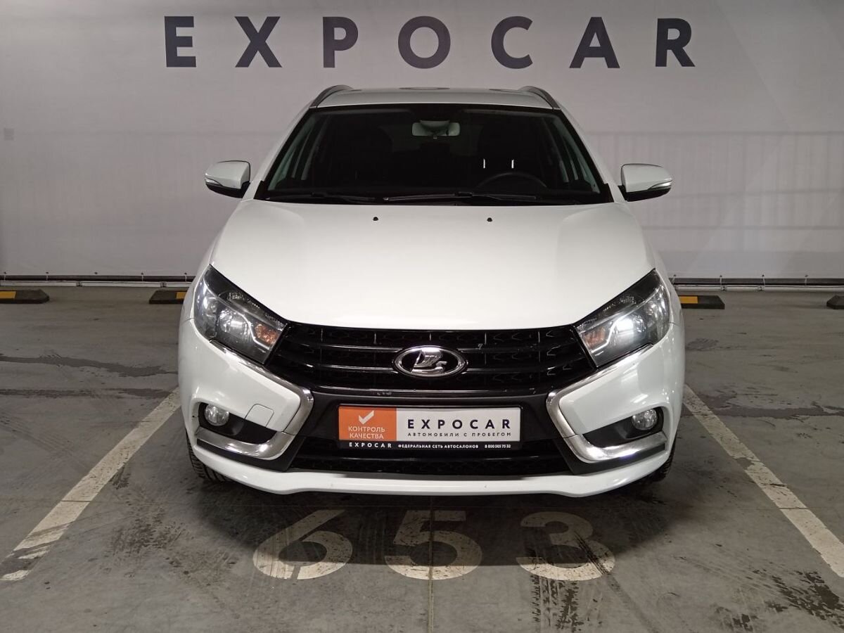 car-image