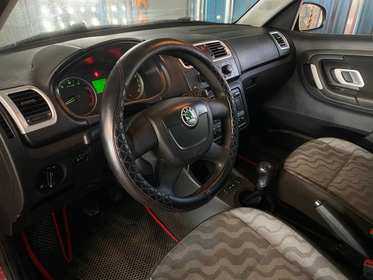 car-image