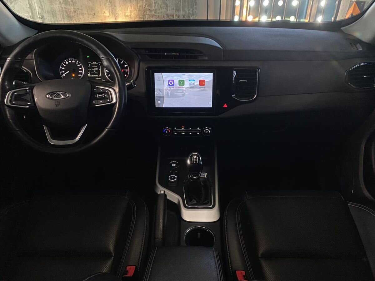 car-image