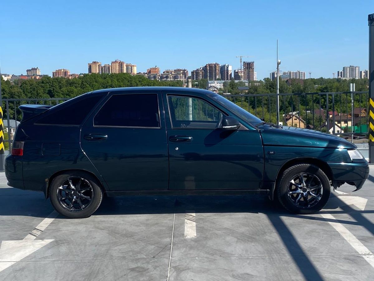 car-image